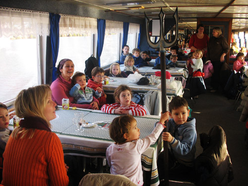 Mikul�sk� na lodi 6
